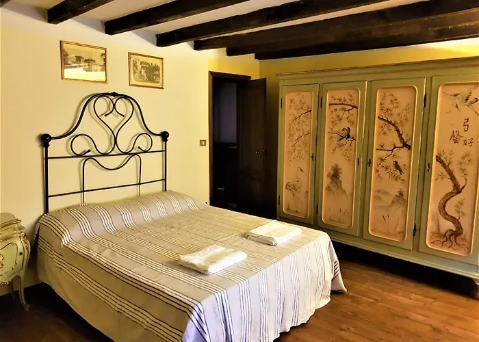 Castello Malabaila Di *