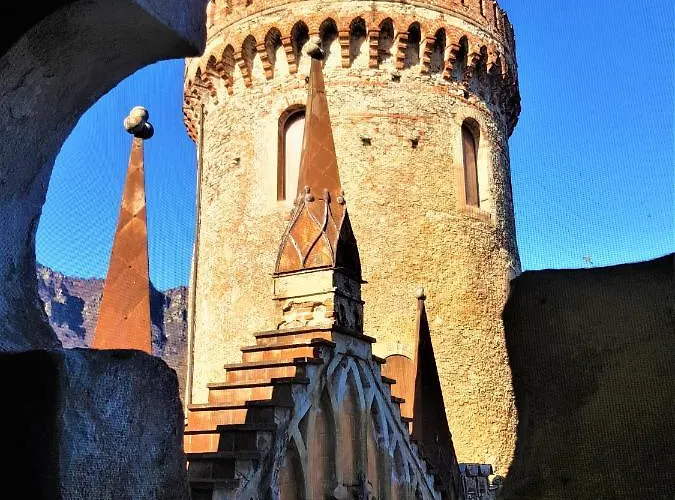 מלון Castello Malabaila Di *